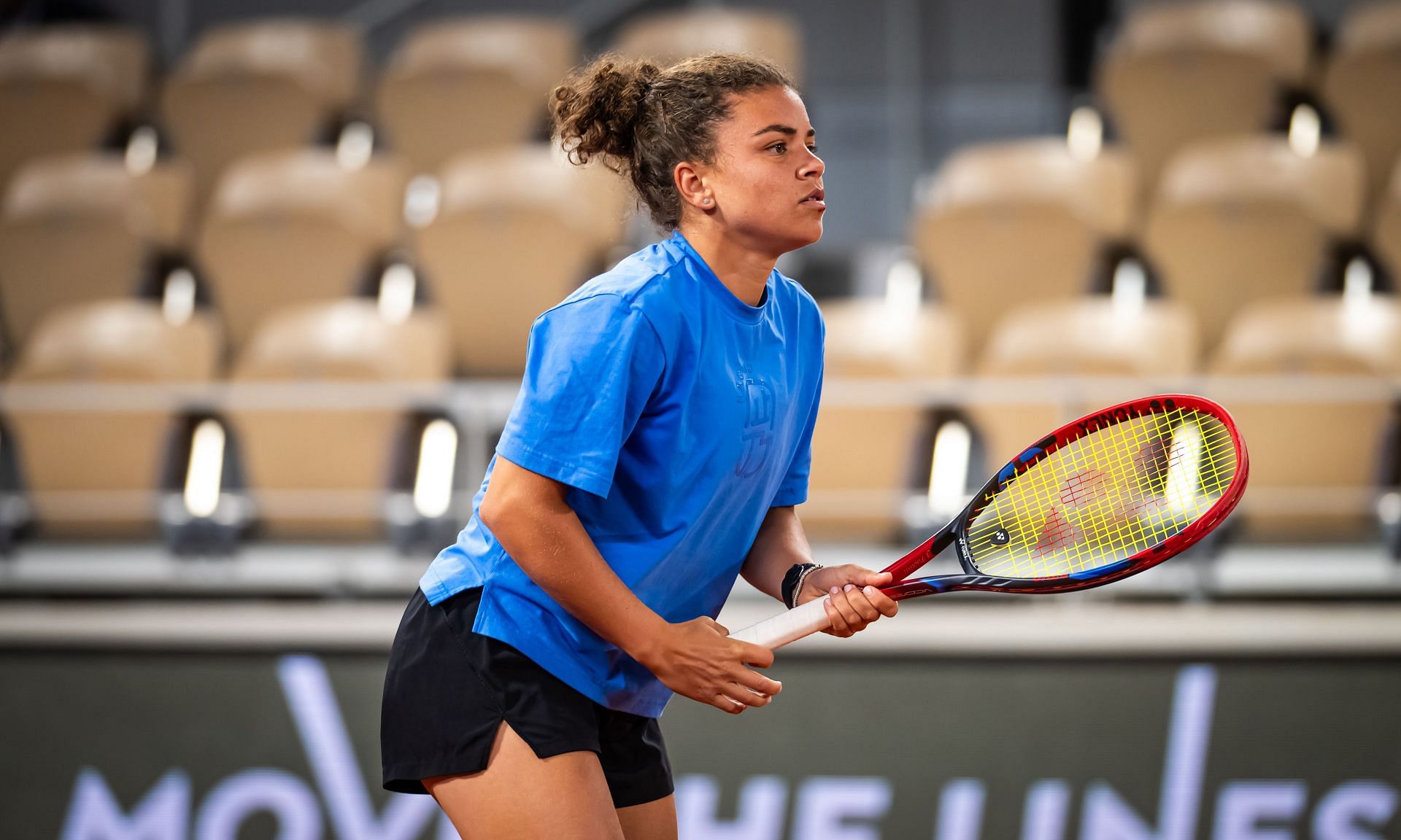 Paolini during a practice session at the 2025 French Open - Previews - Source: Getty